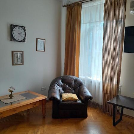 Apartment On Hretska 26/28 Одесса Экстерьер фото