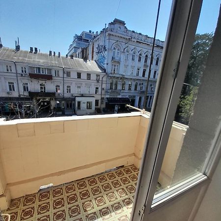 Apartment On Hretska 26/28 Одесса Экстерьер фото